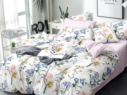 Производитель: Rajtex Материал: Поплин Состав: 100% хлопок Плотность: 125 г/м2 Размер пододеяльника: 150х215см 2 штуки Тип застежки на пододеяльнике: Молния Размер простыни: 240х215см Размер наволочки:70х70 Семейный (Дуэт) комплект постельного белья Rajte