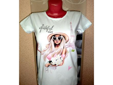 Футболка женская с аппликацией