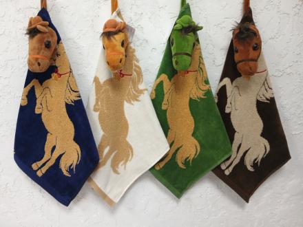 Салфетка Лошадь 36*36 с игрушкой ZXF726