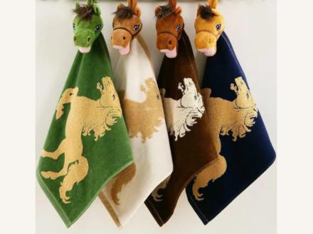 Салфетка Лошадь 36*36 с игрушкой ZXF736