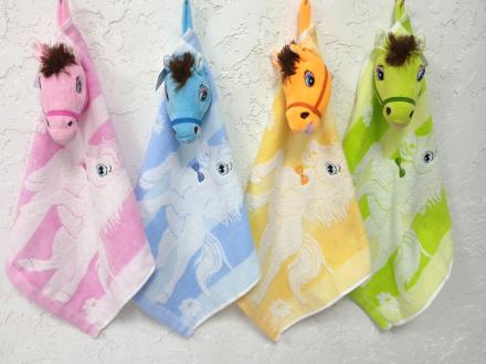 Салфетка Лошадь 36*36 с игрушкой ZXF772
