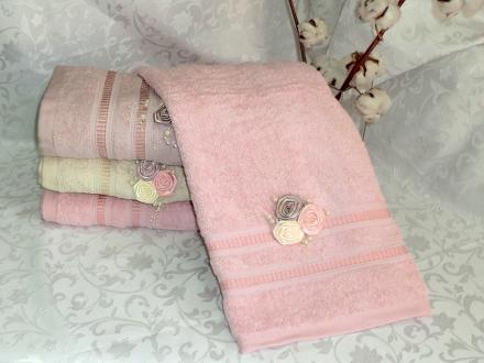 Полотенце Роза с жемчугом 70*140 Китай