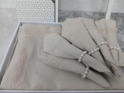 Скатерть DanLi в коробке 150*220+8 салфеток