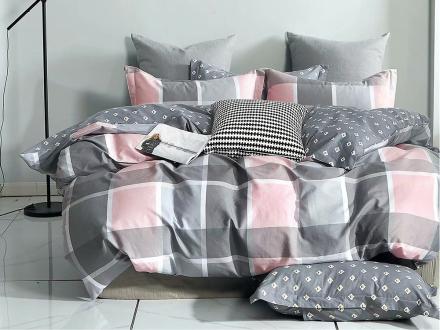 Производитель: Rajtex Материал: Поплин Состав: 100% хлопок Плотность: 125 г/м2 Размер пододеяльника: 150х215см 2 штуки Тип застежки на пододеяльнике: Молния Размер простыни: 240х215см Размер наволочки:70х70 Семейный (Дуэт) комплект постельного белья Rajte