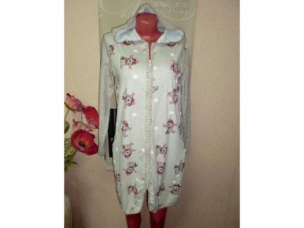 Халат трикотажный на молнии с капюшоном 3-74