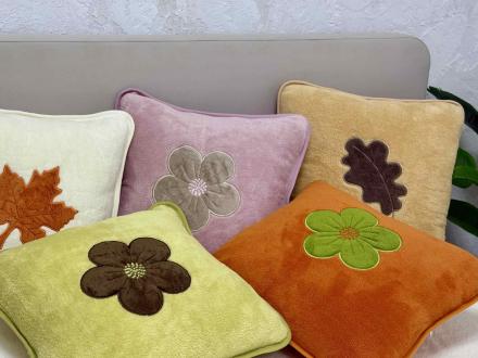 Наволочка бамбук с вышивкой Кленовый Лист 50*50 Кофейный